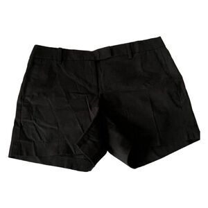 Ann Taylor Devin Fit City Short size 2